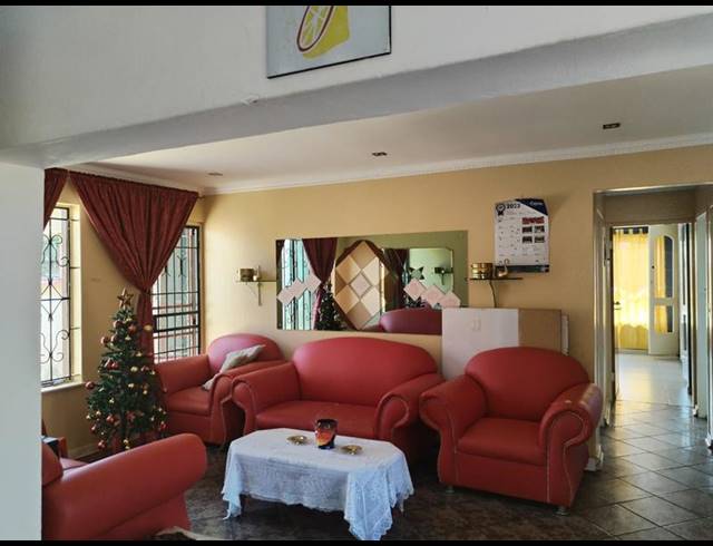 4 BEDROOM HOUSE FOR SALE IN MID ENNERDALE